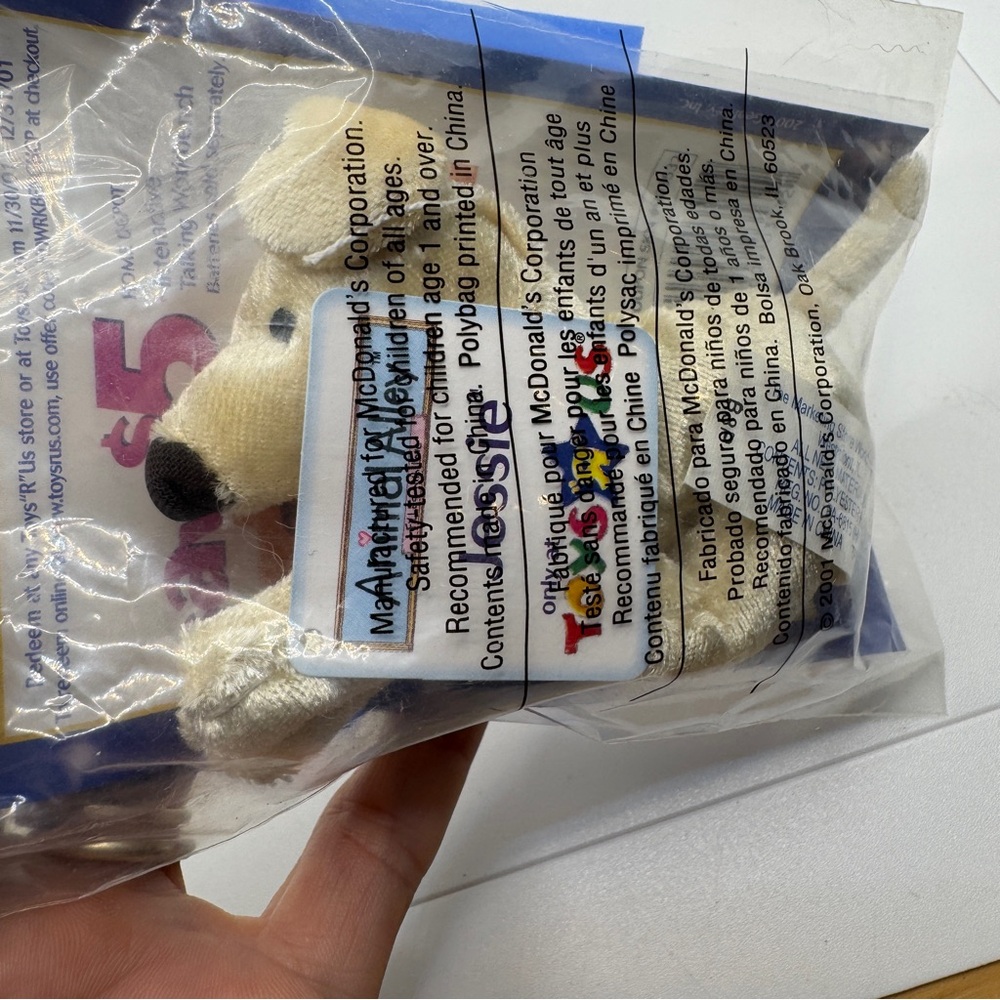 Vintage 2001 McDonalds Happy Meal Toy Animal Alley Toys R Us Book Jessie Dog Lab